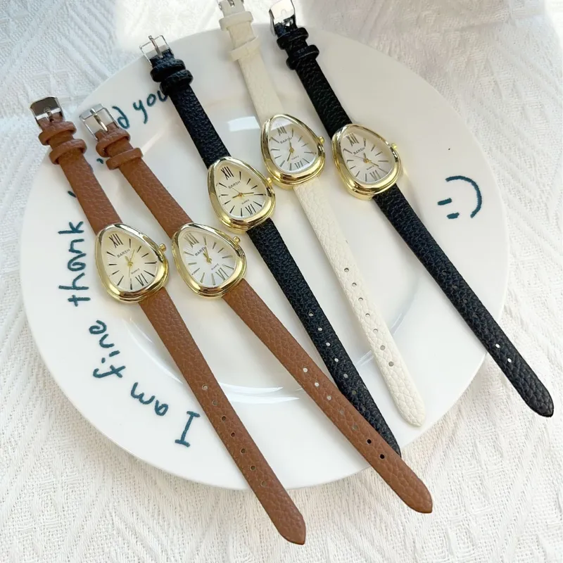 Radiant Gold Teardrop Solid Color Leather Watch