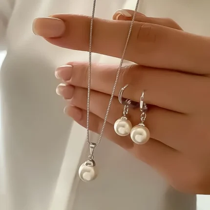Lumina Pearl Jewelry Set