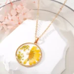 Luminous Transparent Daisy Resin Necklace