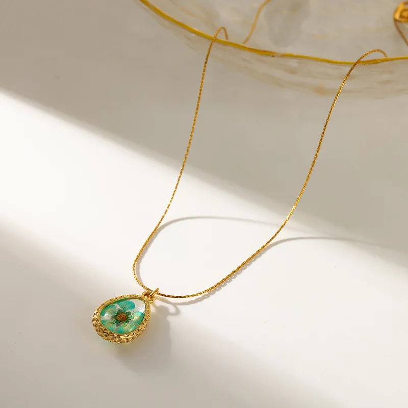 Radiant Teal Dried Flowers Gold Thread Chain Necklace
