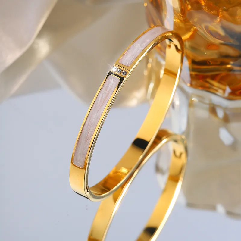 Acrylic Rhinestone Elegant Luxurious Classic Style Bracelet