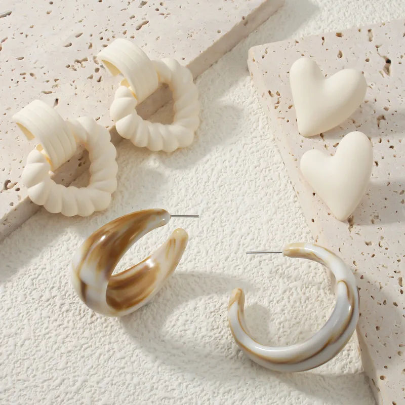 Coastal Shell Chunky Hoops
