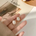 Modern Muse Pearl Studs