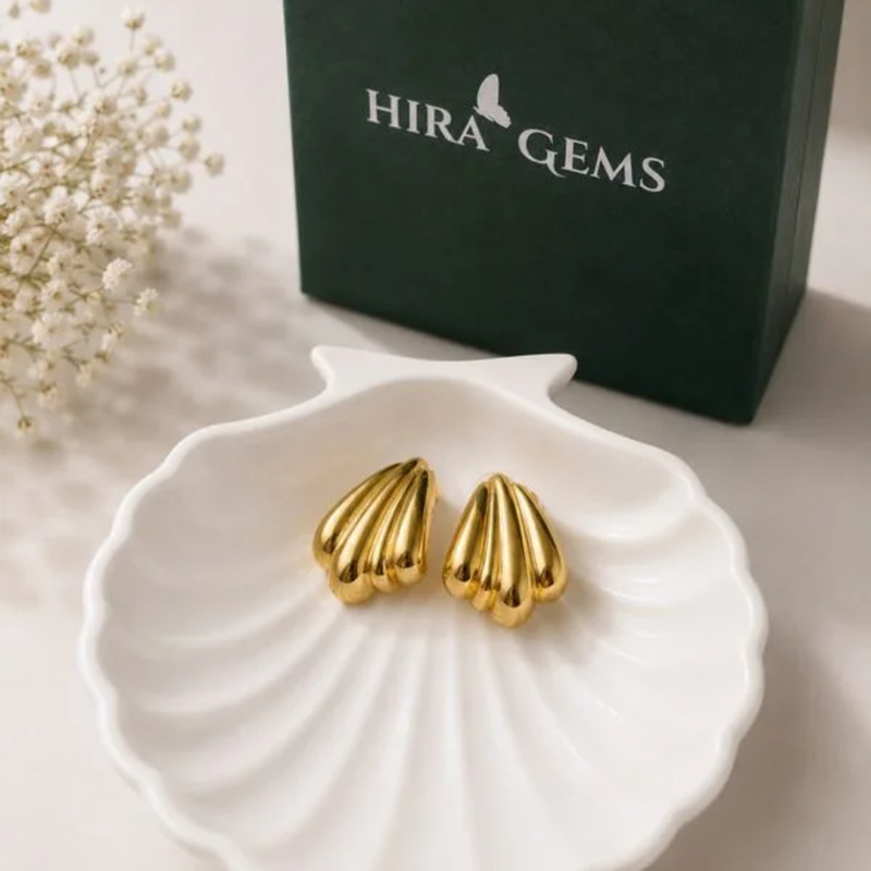 Vintage Tulip Ribbed Studs